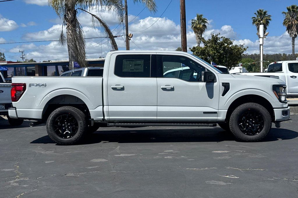 FORD F-150 XLT - 2