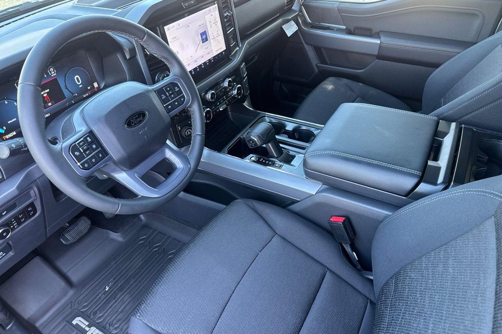 FORD F-150 XLT - 10