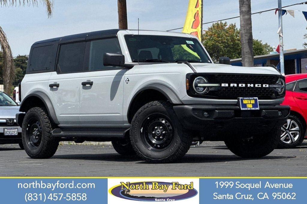 New 2026 Ford Bronco Outer Banks