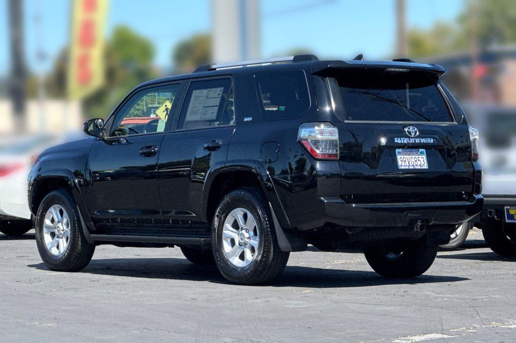 2024 Toyota 4RUNNER SR5 — миниатюра 32