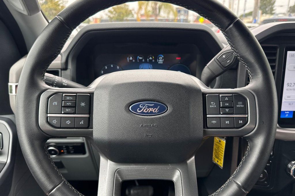 صورة مصغرة 21 لـ 2025 FORD F-150 XLT