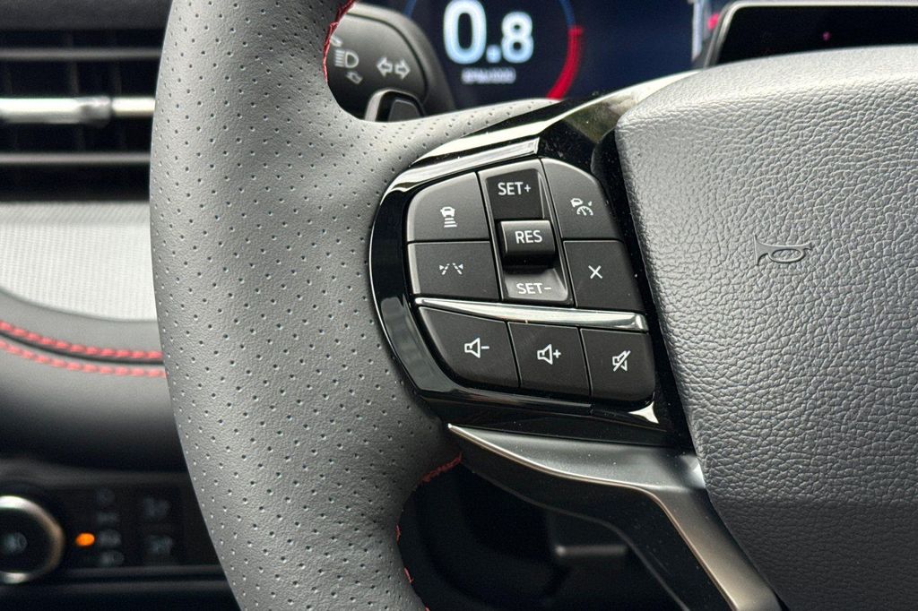 صورة مصغرة 30 لـ 2026 FORD EXPLORER ST