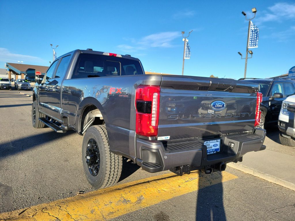 2026 FORD F-350 XL — фото 3