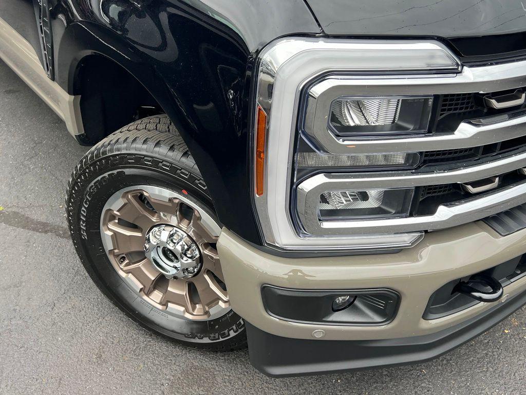 2026 FORD F-250 KING RANCH — фото 3