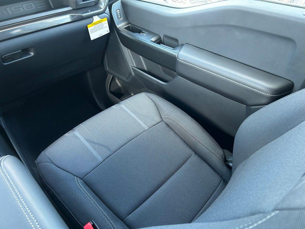 FORD F-150 STX - 9