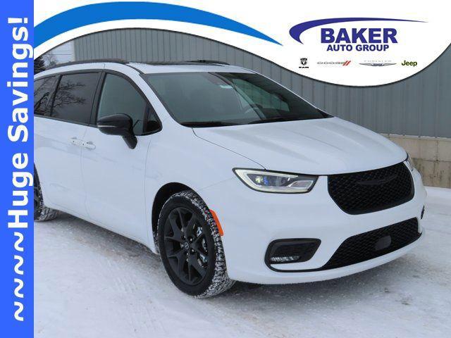 New 2026 Chrysler Pacifica Limited
