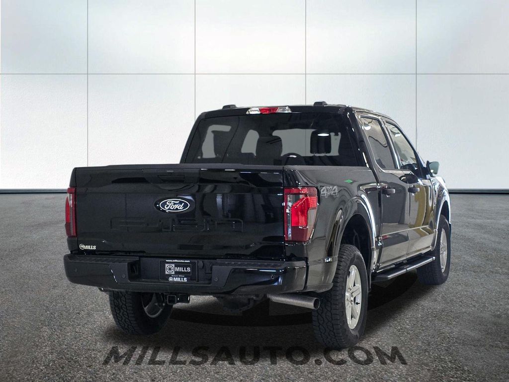 2026 FORD F-150 XLT — фото 7