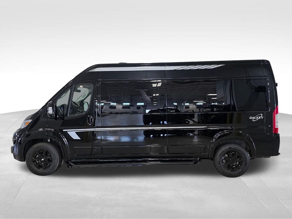 2026 RAM PROMASTER 3500 WINDOW VAN HIGH ROOF — фото 3