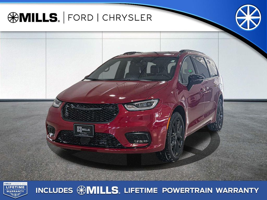 New 2026 Chrysler Pacifica Limited