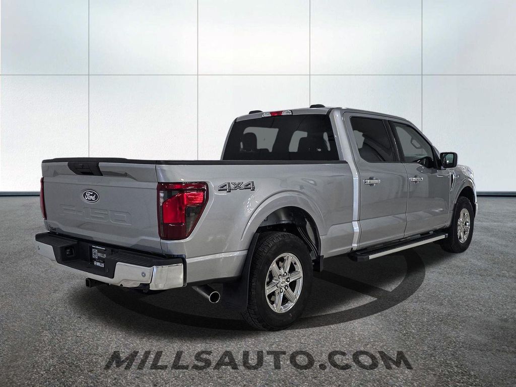 2025 FORD F-150 XLT — фото 8