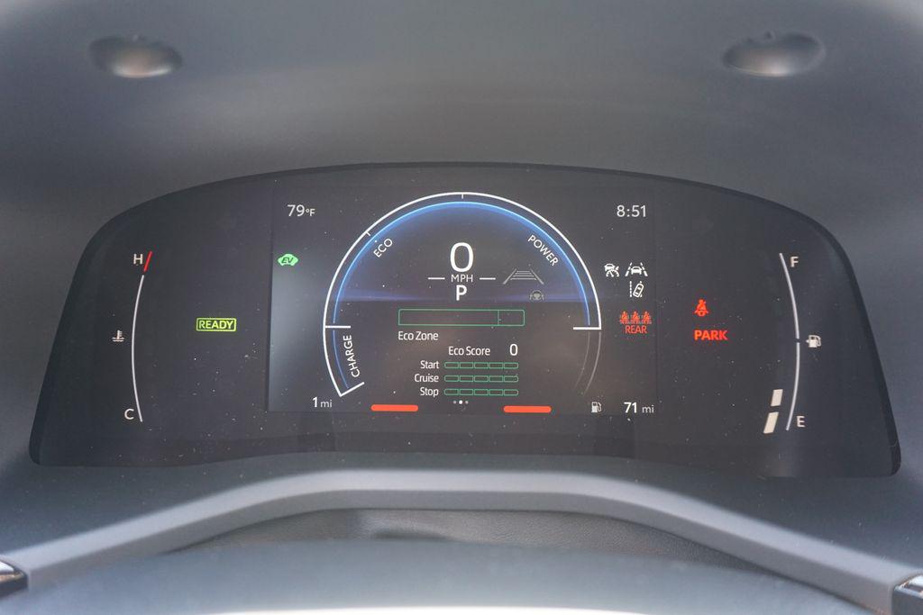 2026 Toyota CAMRY SE photo 5