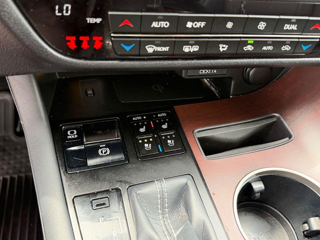 2022 Lexus RX 350 BASE — миниатюра 23