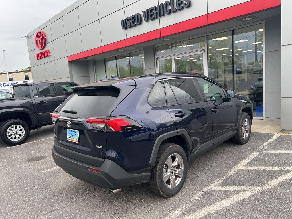 TOYOTA RAV4 - 5