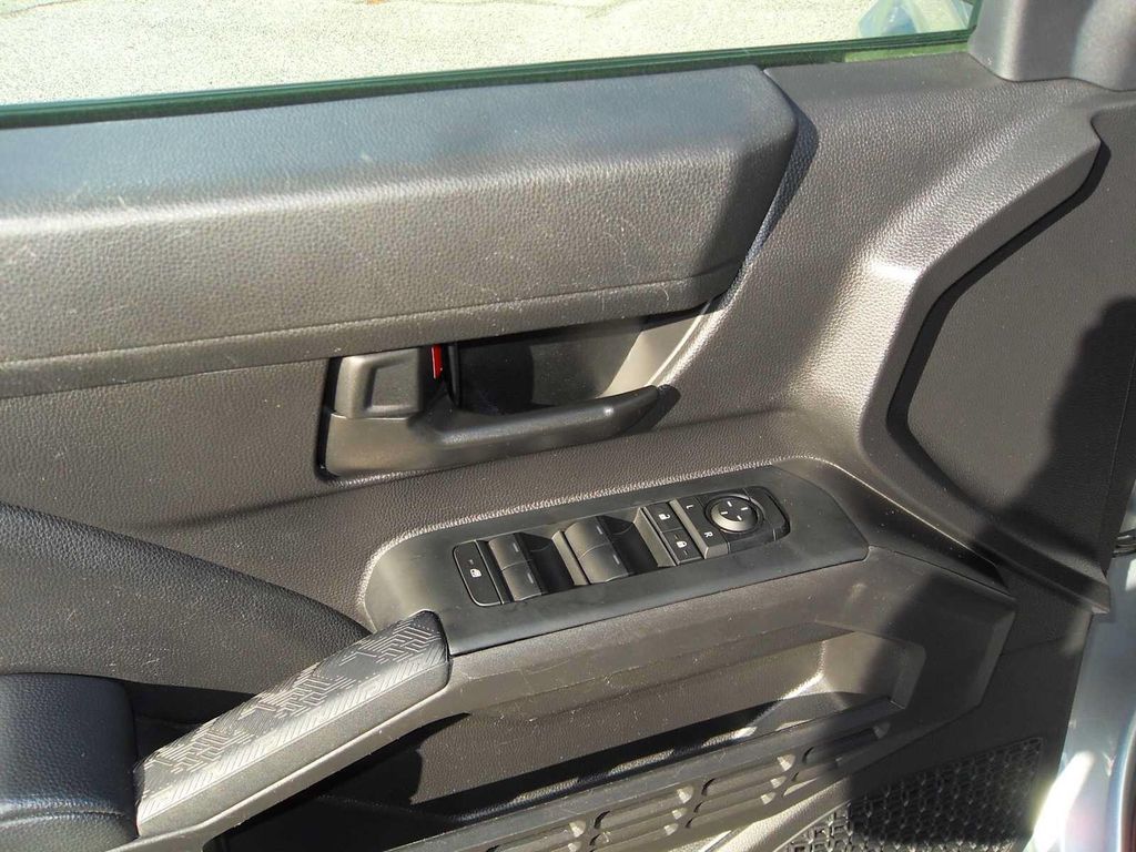 2024 Toyota TACOMA SR 缩略图 29