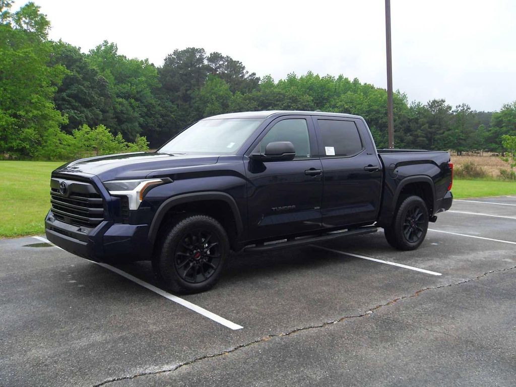 New 2026 Toyota Tundra SR5