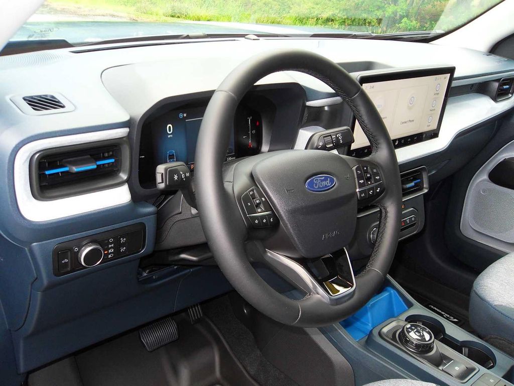 صورة مصغرة 31 لـ 2025 FORD MAVERICK XLT