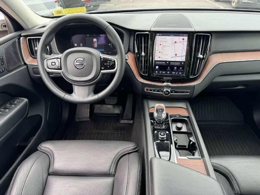 صورة مصغرة 11 لـ 2023 Volvo XC60 B6 ULTIMATE DARK THEME