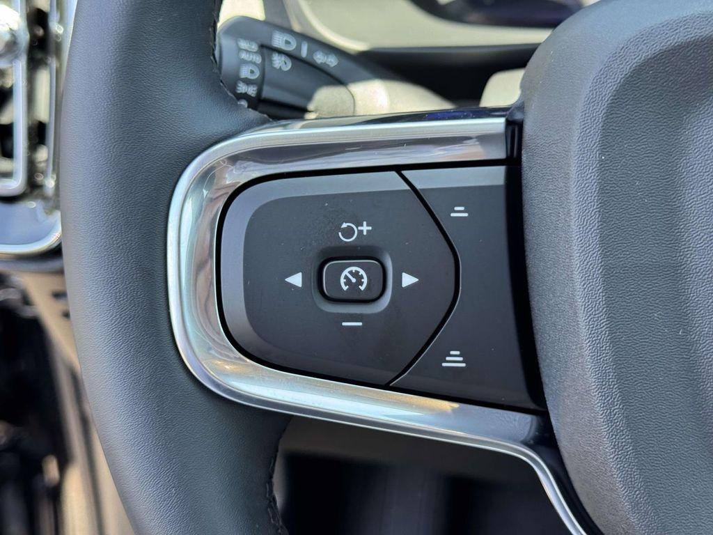 صورة مصغرة 22 لـ 2026 Volvo XC40 B5 PLUS