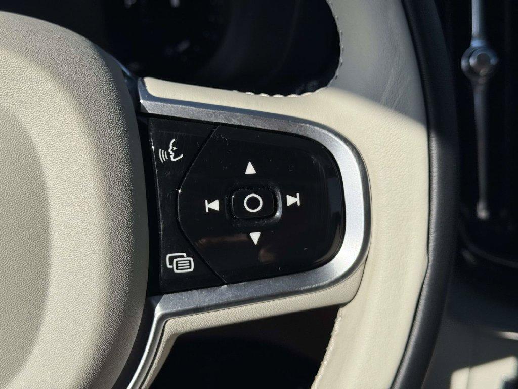 2025 Volvo XC60 B5 ULTRA — миниатюра 19