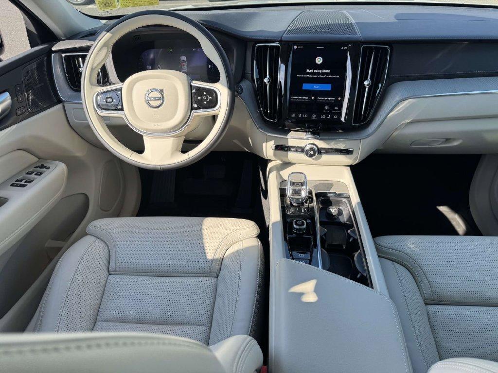 2025 Volvo XC60 B5 ULTRA — миниатюра 11