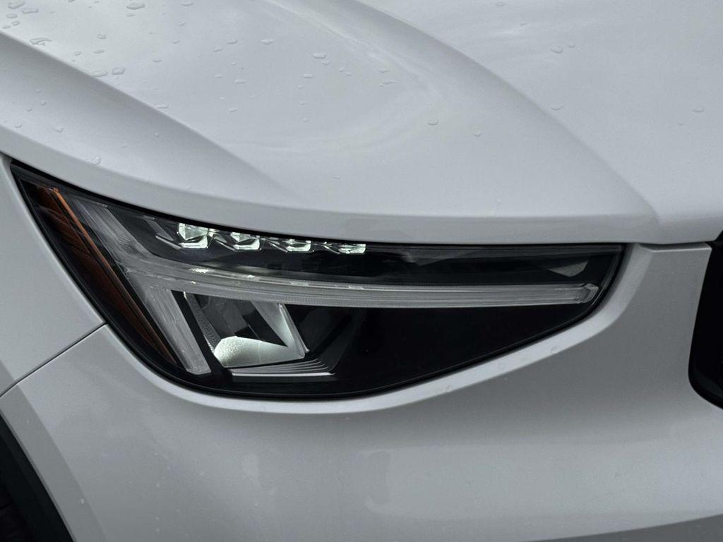 2024 Volvo XC40 B5 PLUS DARK THEME 照片 7