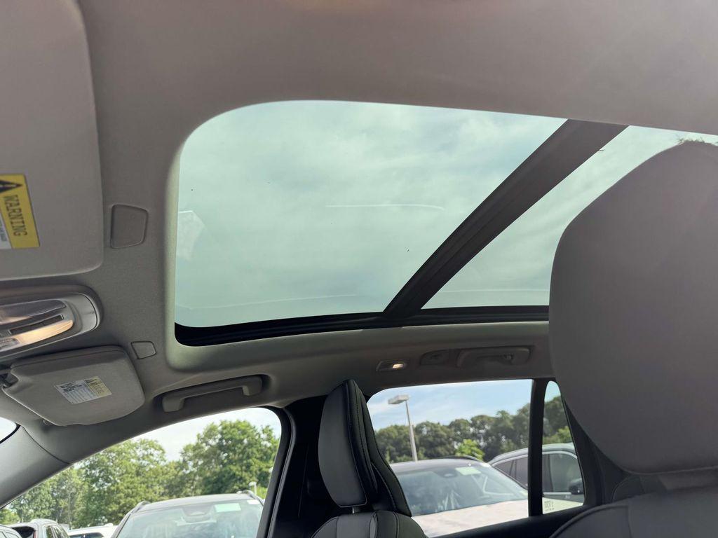 صورة مصغرة 18 لـ 2026 Volvo XC90 B6 PLUS 7-SEATER