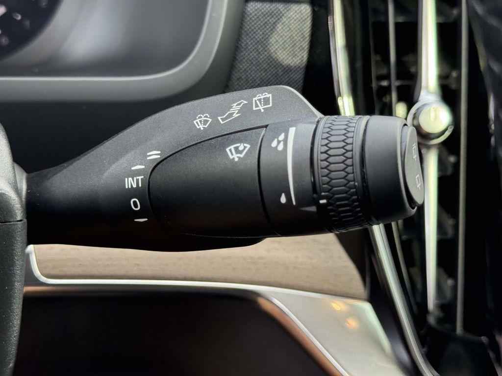 صورة مصغرة 22 لـ 2026 Volvo XC90 B6 PLUS 7-SEATER