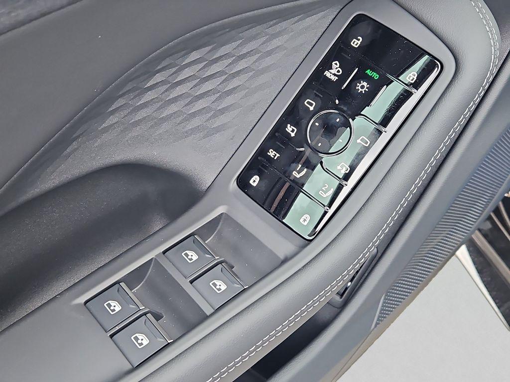 صورة مصغرة 20 لـ 2026 AUDI A6 PREMIUM