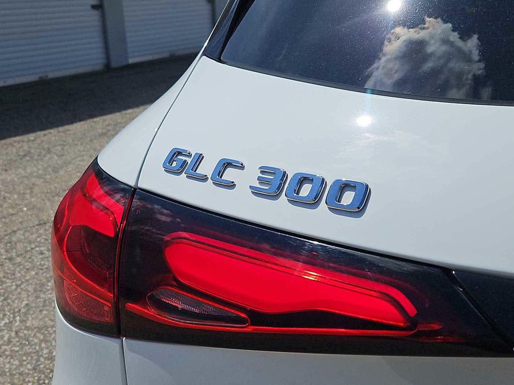 MERCEDES-BENZ GLC-CLASS - 6