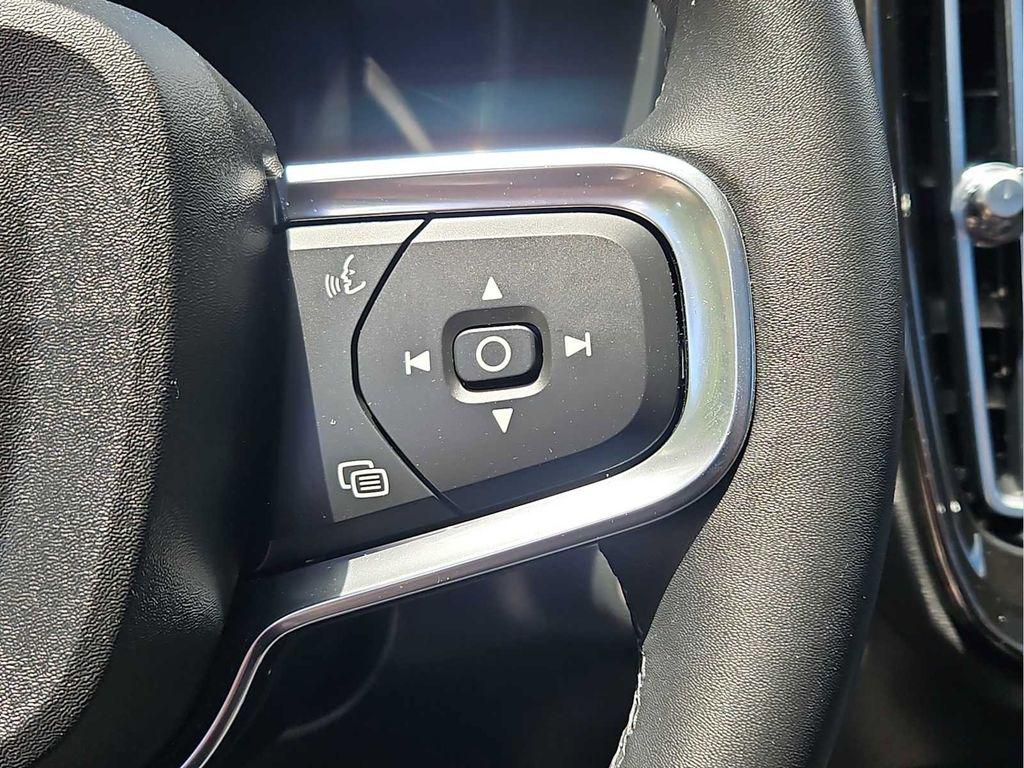 2023 Volvo XC40 B5 PLUS DARK THEME 缩略图 20