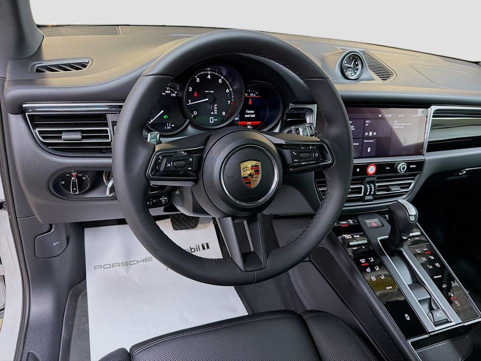صورة مصغرة 12 لـ 2026 Porsche MACAN BASE