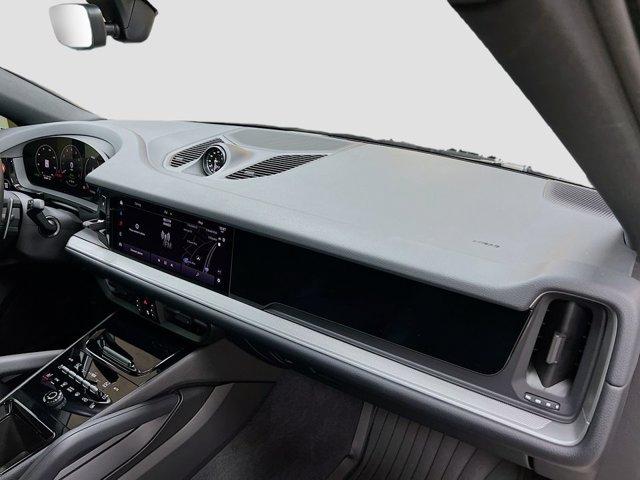 صورة مصغرة 31 لـ 2025 Porsche CAYENNE BASE