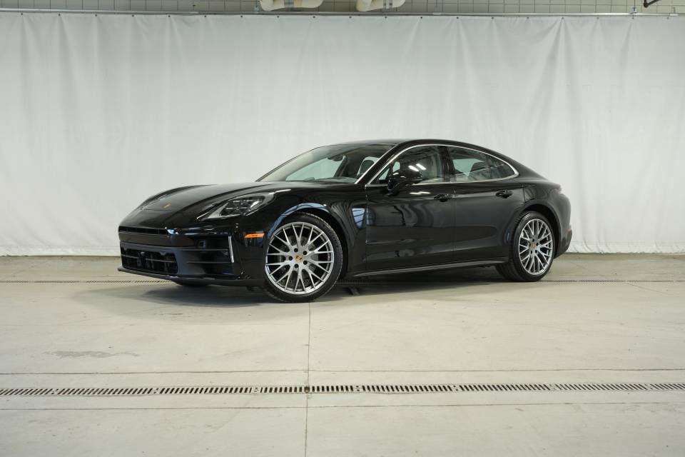 New 2026 Porsche Panamera 4