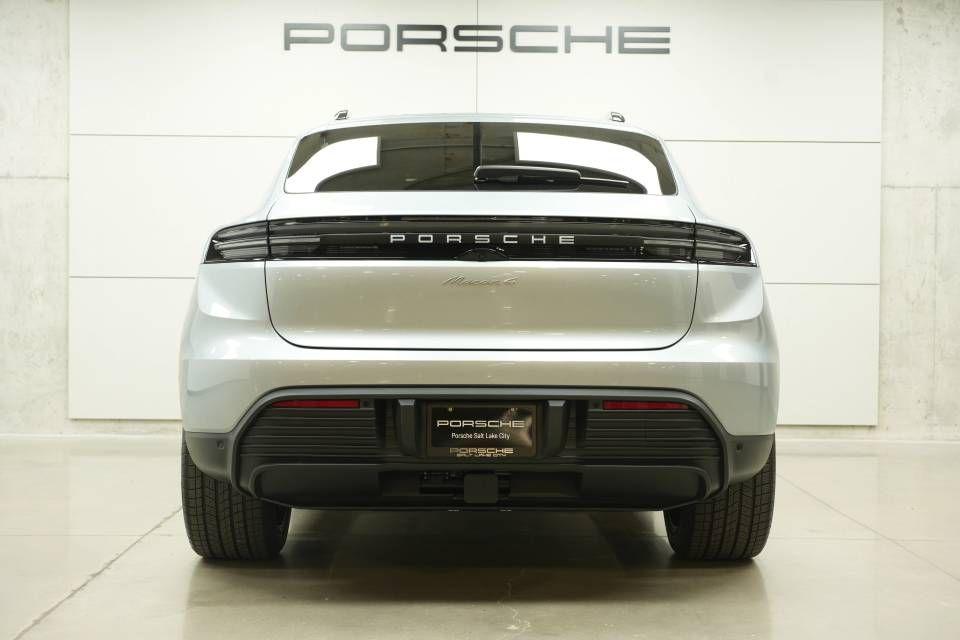 2026 Porsche MACAN 4 — миниатюра 12