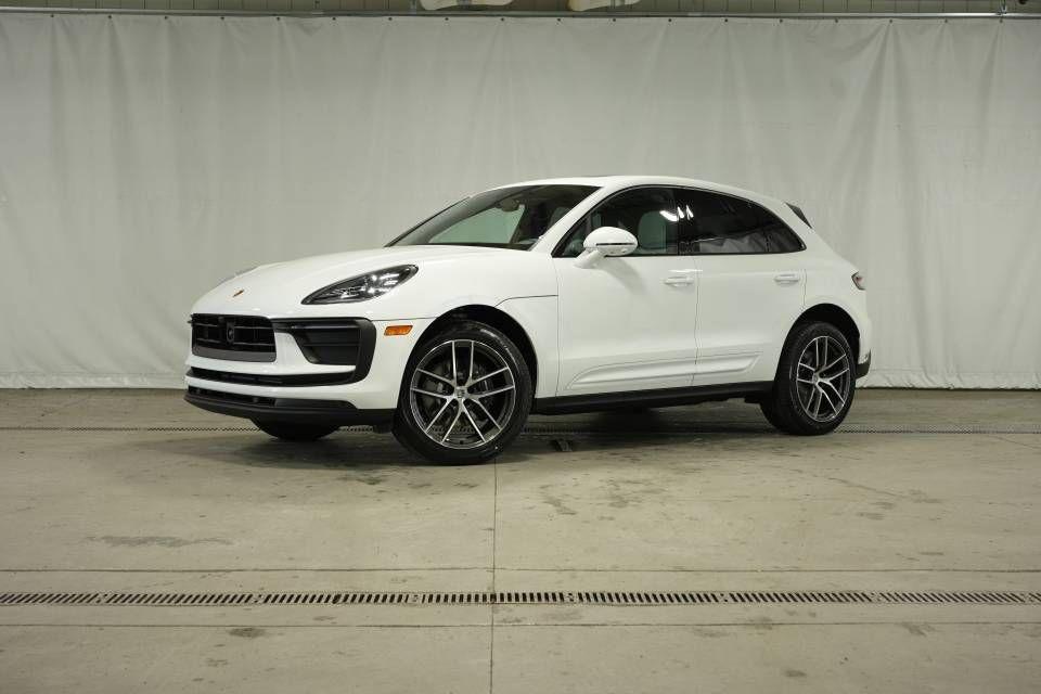 New 2026 Porsche Macan Base