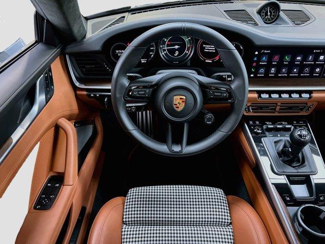 صورة 24 لـ 2023 Porsche 911 SPORT CLASSIC