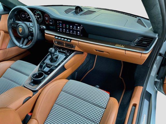 صورة مصغرة 29 لـ 2023 Porsche 911 SPORT CLASSIC