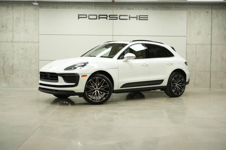 New 2026 Porsche Macan Base