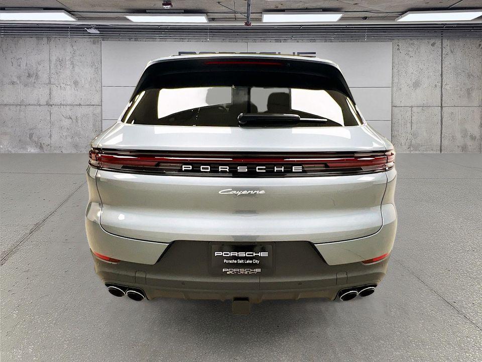 صورة 10 لـ 2026 Porsche CAYENNE BASE