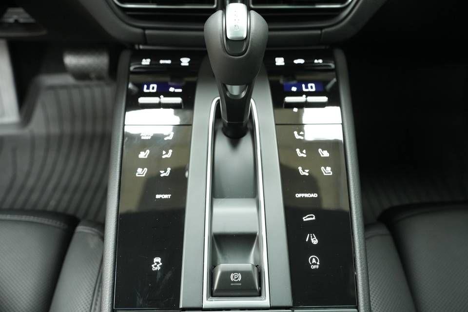 2026 Porsche MACAN BASE 缩略图 23