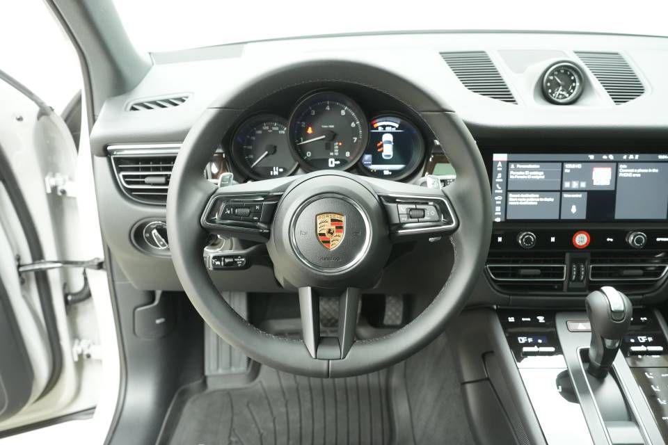 2026 Porsche MACAN BASE 缩略图 13
