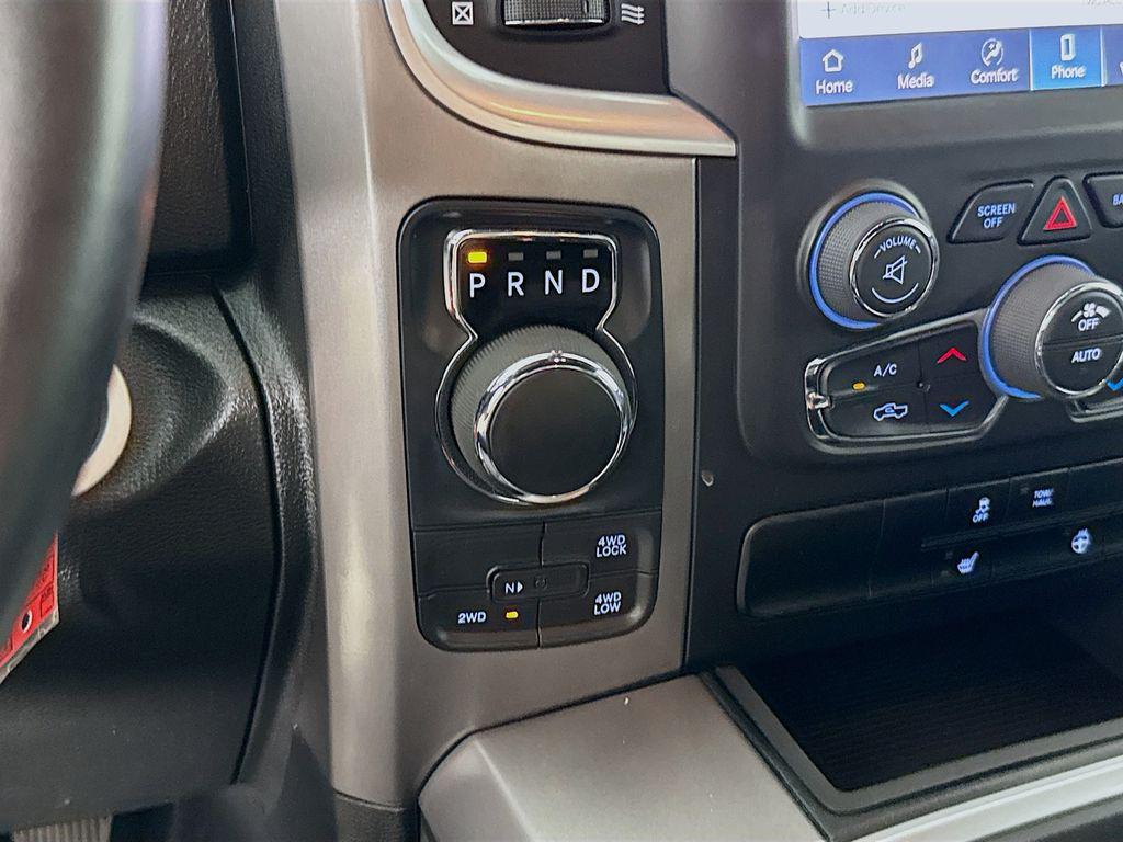 2024 RAM 1500 CLASSIC WARLOCK — миниатюра 19