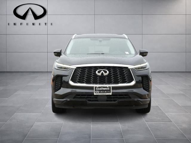 2023 Infiniti QX60 LUXE photo 2