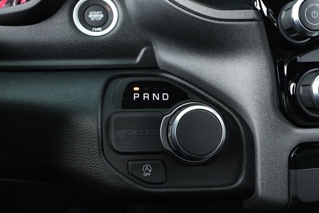 2026 RAM 1500 TRADESMAN — миниатюра 16