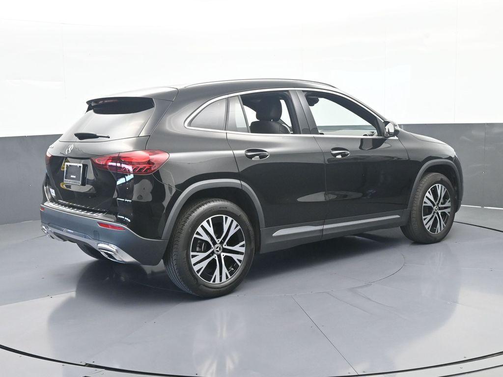 MERCEDES-BENZ GLA - 6