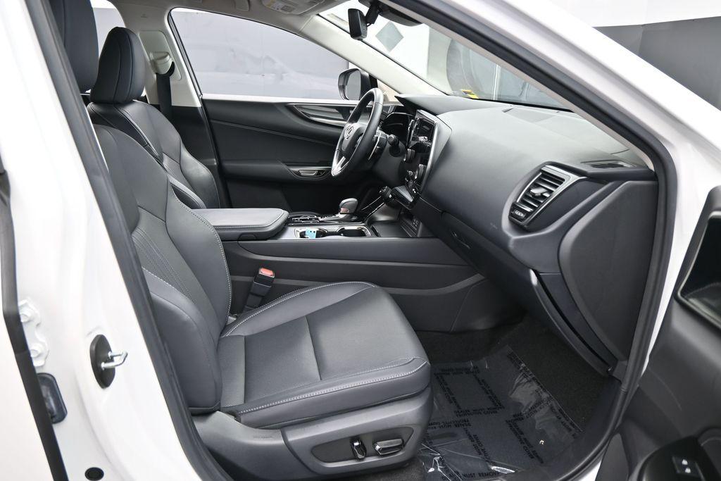 2023 Lexus NX 250 BASE — миниатюра 37