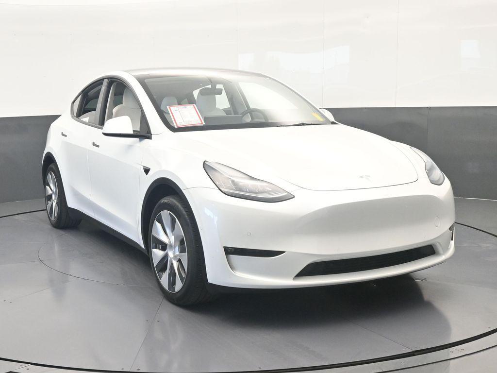 TESLA MODEL Y LONG RANGE - 9