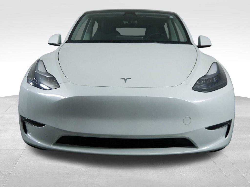 TESLA MODEL Y LONG RANGE - 3