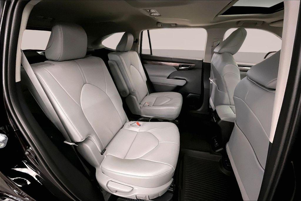 TOYOTA HIGHLANDER - 9