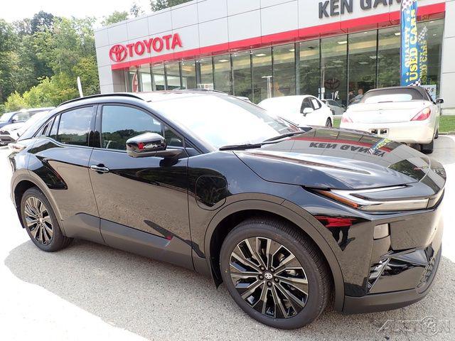 New 2026 Toyota C-HR XSE